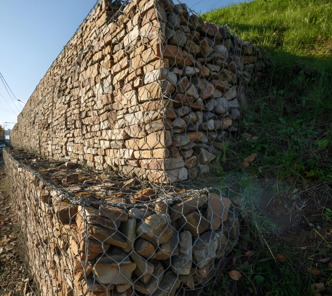 Últimos blogs de la empresa sobre Revolucionando la protección de la orilla del río y la restauración ecológica con equipos avanzados de tejido de malla de gabión