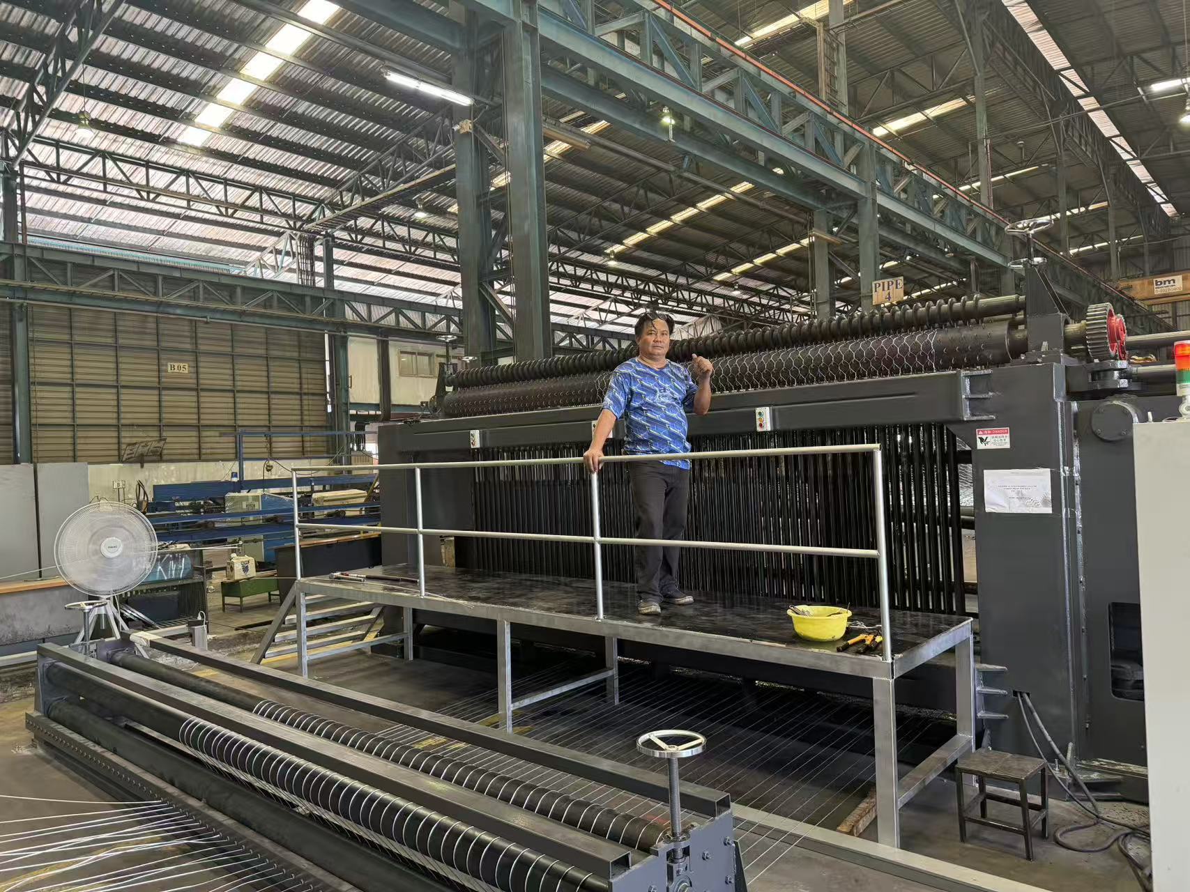 Últimos blogs de la empresa sobre How to Reduce Downtime When Changing Gabion Mesh Sizes and Wire Specifications