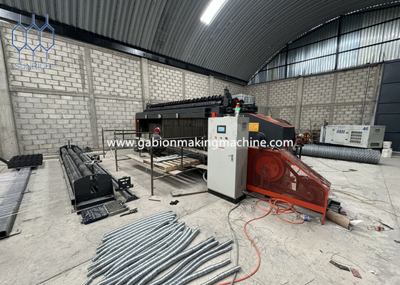 Galvanizado o con recubrimiento de PVC Gabión de la máquina de alambre de diámetro 2.0-4.0 mm Larga de malla 30-50 mm