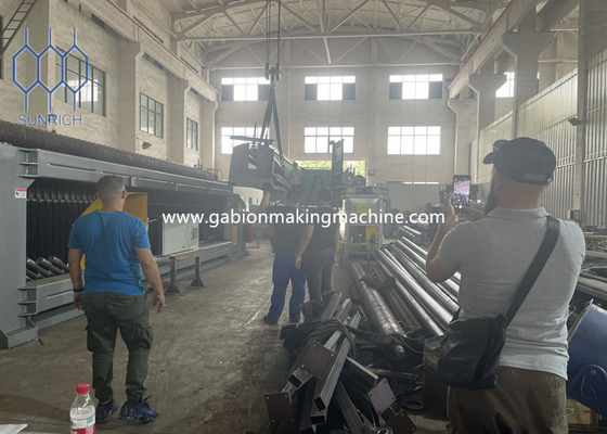 Línea de producción de gabión de alta durabilidad con tamaño de malla de 60 * 80mm-120 * 150mm y potencia de 7,5 kW