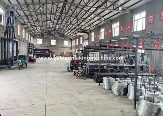 4.0mm 110x135mm Máquina de malla de gabión Sistema de control de servo motor PLC